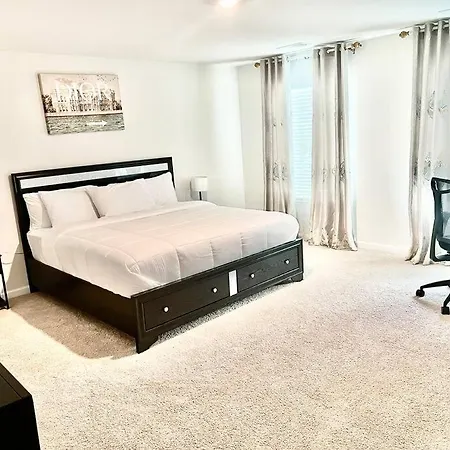 Spacious 4-Bedroom House,6Beds With Office Space Charlotte Exterior foto